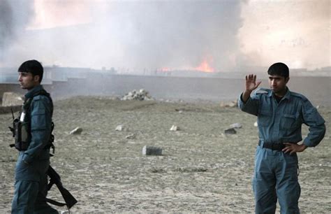 A­f­g­a­n­i­s­t­a­n­’­d­a­ ­4­0­0­ ­t­a­n­k­e­r­ ­y­a­n­d­ı­